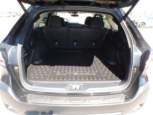 Used 2023 Subaru Outback Onyx Edition AWD/4WD image 8