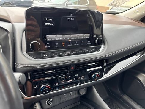 Used 2023 Nissan Rogue SL w/ SL Premium Package AWD/4WD image 32