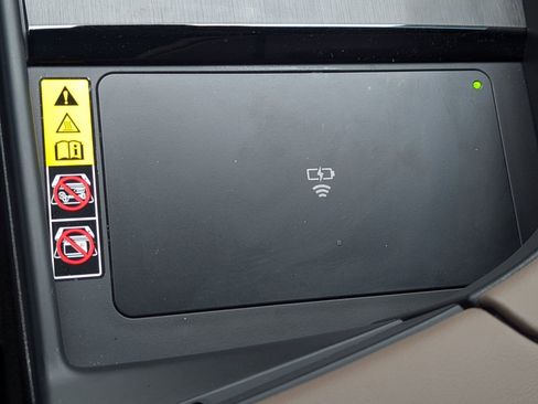 Certified 2025 Lexus ES 300h w/ Luxury Package image 35