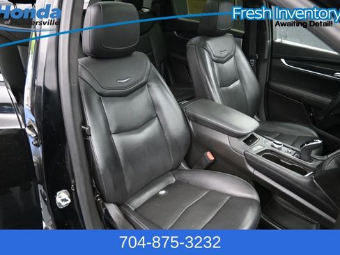 Used 2023 Cadillac XT5 Premium Luxury AWD/4WD image 17