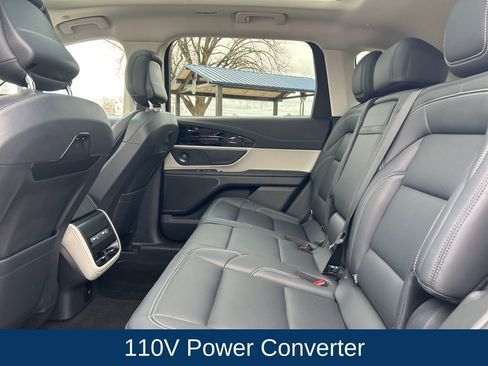 Used 2025 Lincoln Nautilus Premier w/ Equipment Group 102A AWD/4WD image 12