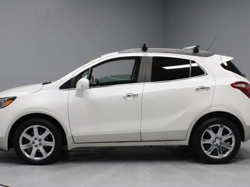 Used 2018 Buick Encore Essence w/ Experience Buick Package FWD image 8