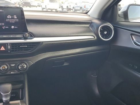 Used 2022 Kia Forte LXS image 26