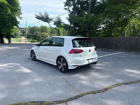 Used 2016 Volkswagen Golf 4-Door AWD/4WD image 4