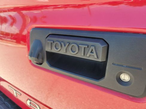 Used 2023 Toyota Tacoma SR5 RWD image 9