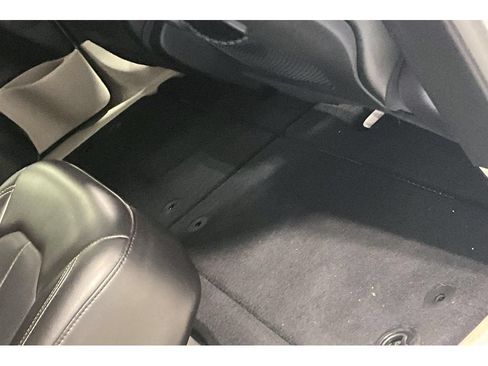 Used 2024 Chrysler Pacifica Touring-L FWD image 42
