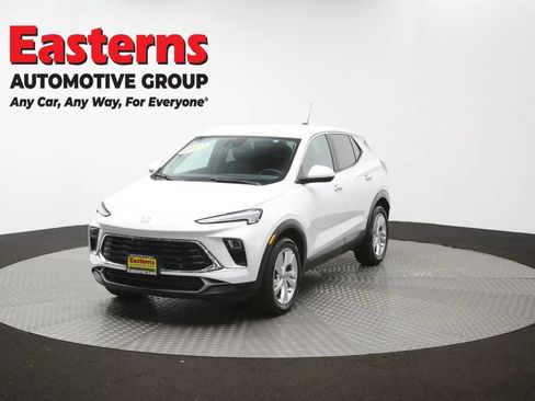 Used 2024 Buick Encore GX Preferred FWD image 54