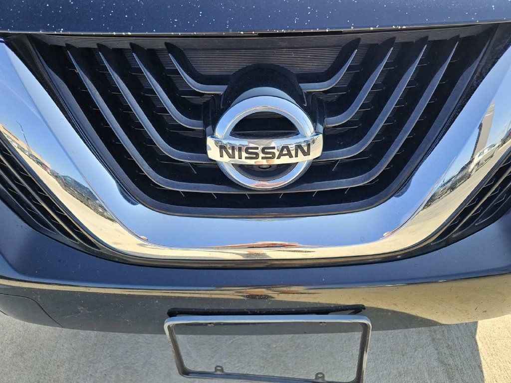 Used 2017 Nissan Murano Platinum w/ Platinum Technology Package FWD image 6