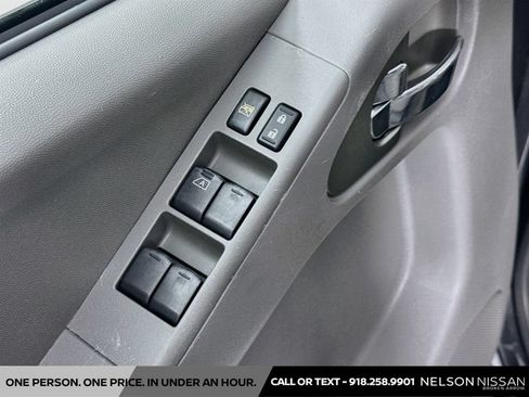 Used 2013 Nissan Frontier SV RWD image 16