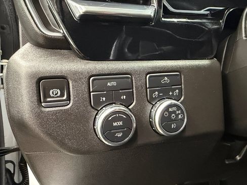 Used 2025 GMC Sierra 1500 Elevation w/ Preferred Package AWD/4WD image 22
