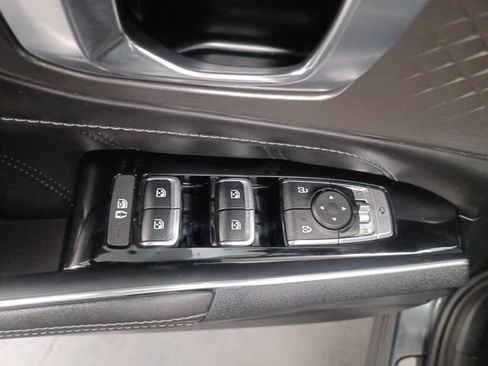 Used 2023 Kia Sorento SX AWD/4WD image 16