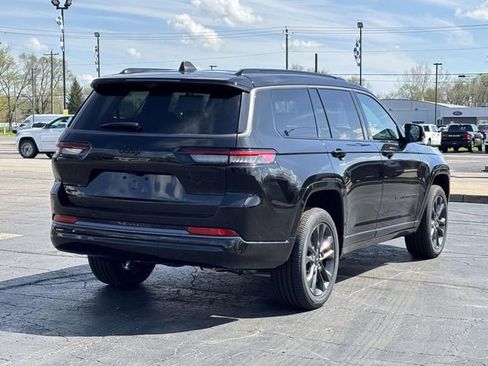 New 2026 Jeep Grand Cherokee L Limited AWD/4WD image 32
