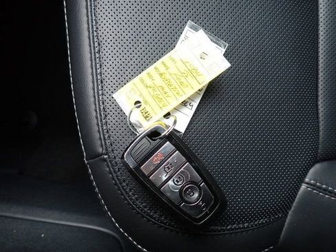 Used 2025 Ford Expedition Max Platinum image 30