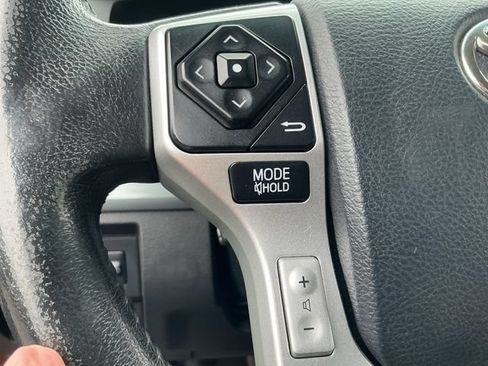 Used 2014 Toyota Tundra Platinum AWD/4WD image 19