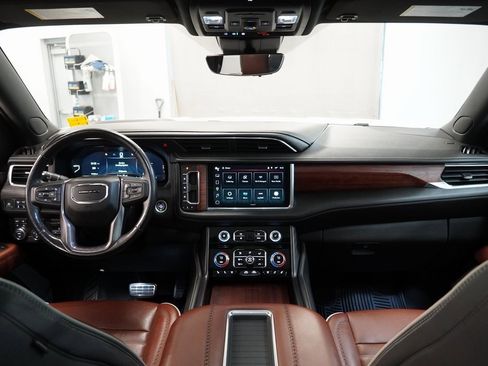Used 2023 GMC Yukon Denali Ultimate image 22
