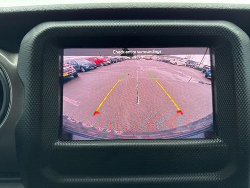 Used 2022 Jeep Wrangler Willys image 28