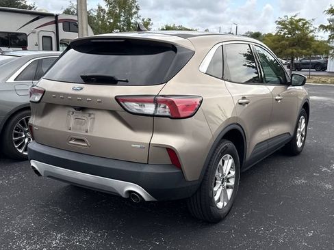 Used 2020 Ford Escape SE AWD/4WD image 6