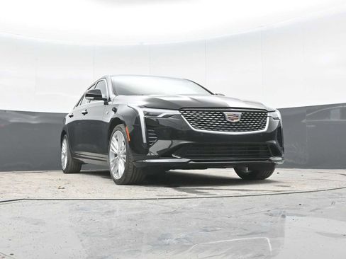 Used 2023 Cadillac CT4 Premium Luxury AWD/4WD image 27