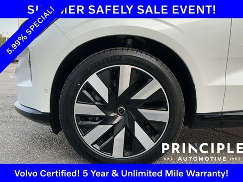 Certified 2025 Volvo EX90 Ultra AWD/4WD image 10
