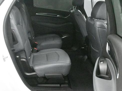Used 2023 Buick Enclave Essence w/ Experience Buick Package AWD/4WD image 13