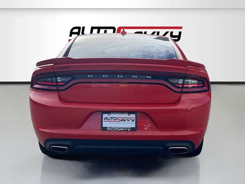 Used 2021 Dodge Charger SXT image 6