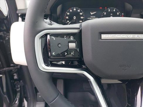 New 2025 Land Rover Discovery Sport S image 17