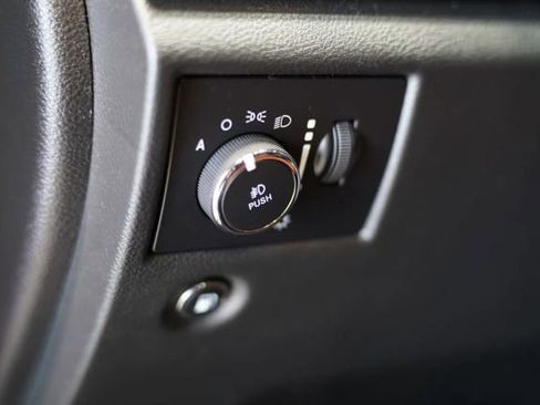 Used 2021 Jeep Grand Cherokee Summit AWD/4WD image 23