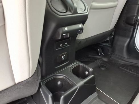 Used 2023 Jeep Gladiator Overland AWD/4WD image 20