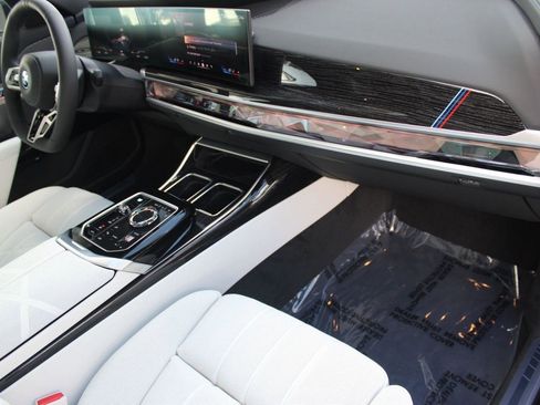 New 2026 BMW i7 eDrive50 w/ M Sport Package image 34