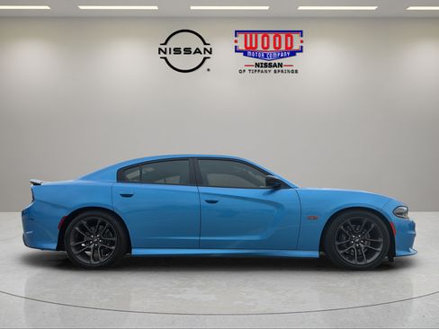 Used 2023 Dodge Charger Scat Pack w/ Plus Group RWD image 2