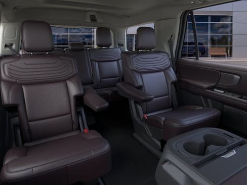 New 2026 Ford Expedition Platinum w/ Platinum Ultimate Package AWD/4WD image 15
