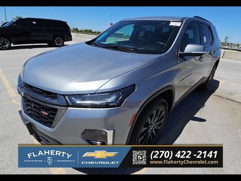 Used 2023 Chevrolet Traverse RS AWD/4WD image 1