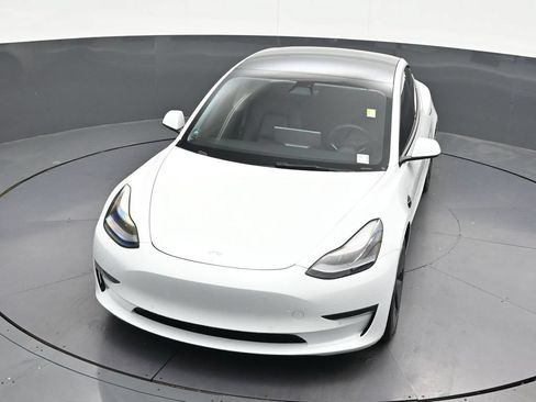Used 2022 Tesla Model 3 Standard Range RWD image 21