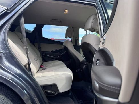 Used 2017 Hyundai Santa Fe Sport AWD/4WD image 12