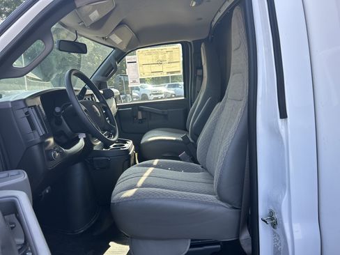 New 2026 GMC Savana 3500 w/ Power Convenience Package RWD image 16