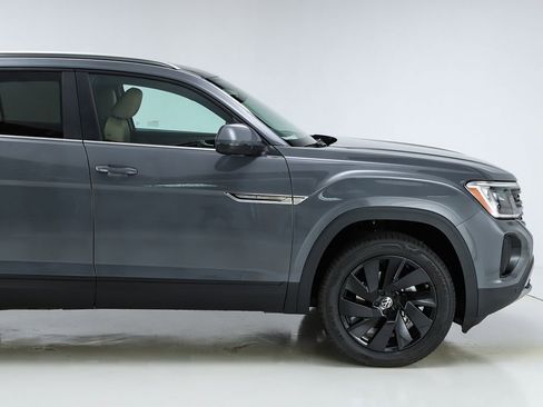 New 2026 Volkswagen Atlas Cross Sport SE image 51