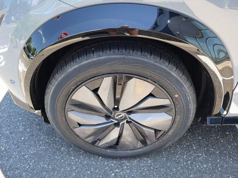 Certified 2023 Nissan Ariya FWD image 15