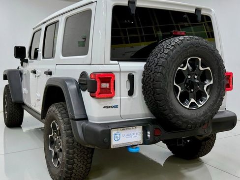 Used 2022 Jeep Wrangler Unlimited Rubicon 4xe w/ Steel Bumper Group image 17