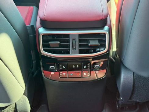 Certified 2025 Lexus RX 500h F Sport w/ Convenience Package image 27