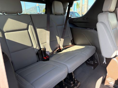 Used 2024 Chevrolet Tahoe LT image 14