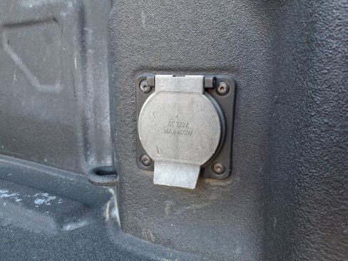 Used 2024 GMC Sierra 2500 Denali w/ Denali Reserve Package image 13