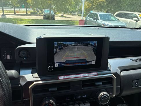New 2026 Toyota Tacoma SR5 AWD/4WD image 24