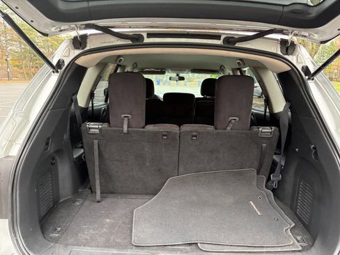 Used 2014 Nissan Pathfinder S image 22