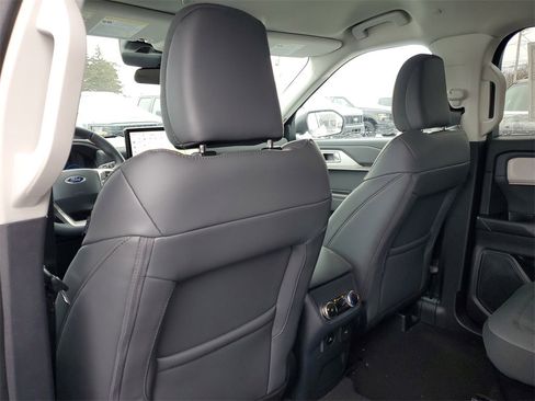 New 2026 Ford Explorer Active w/ Active Comfort Package image 30