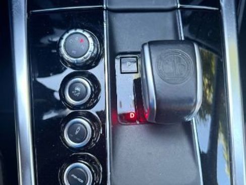Used 2014 Mercedes-Benz E 63 AMG 4MATIC Sedan image 21