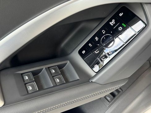 New 2025 Audi Q5 Premium Plus image 13