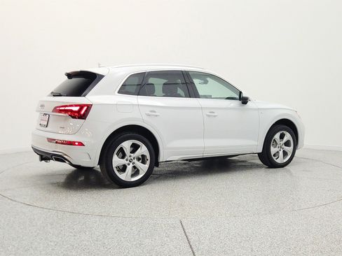 Used 2025 Audi Q5 2.0T Premium Plus w/ Premium Plus Package AWD/4WD image 5