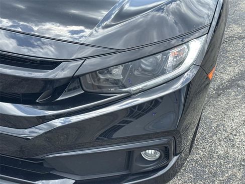 Used 2020 Honda Civic Sport image 9