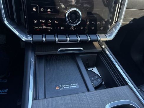Certified 2024 GMC Acadia Denali AWD/4WD image 36