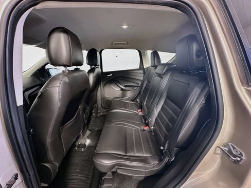 Used 2017 Ford Escape SE w/ SE Leather Comfort Package AWD/4WD image 23
